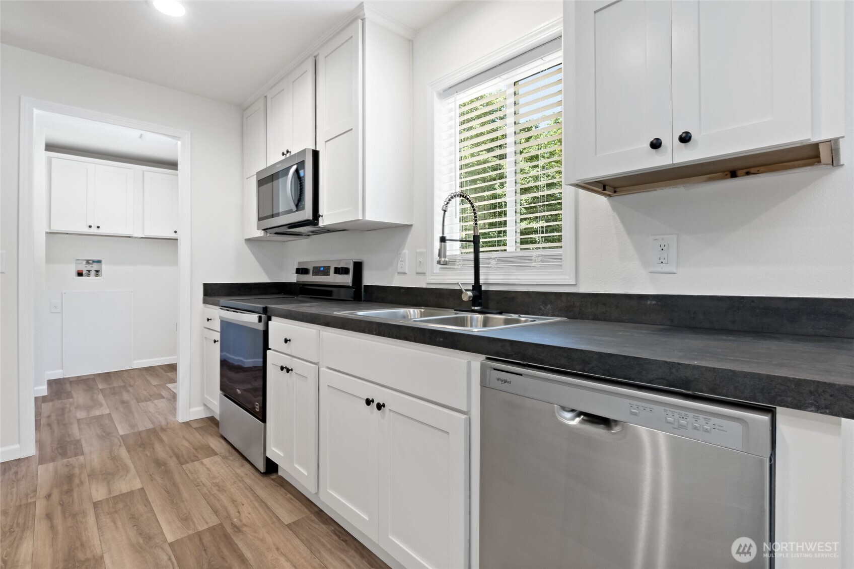 17217 80th Street Property Photo 12