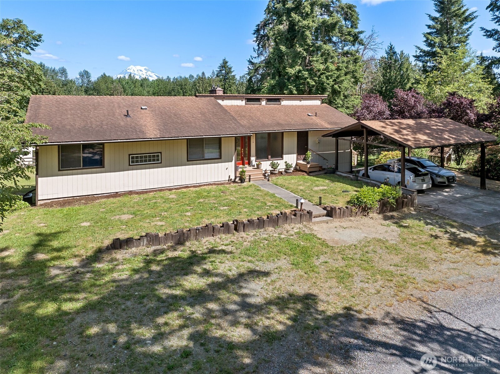 10410 260th Street Property Photo 3