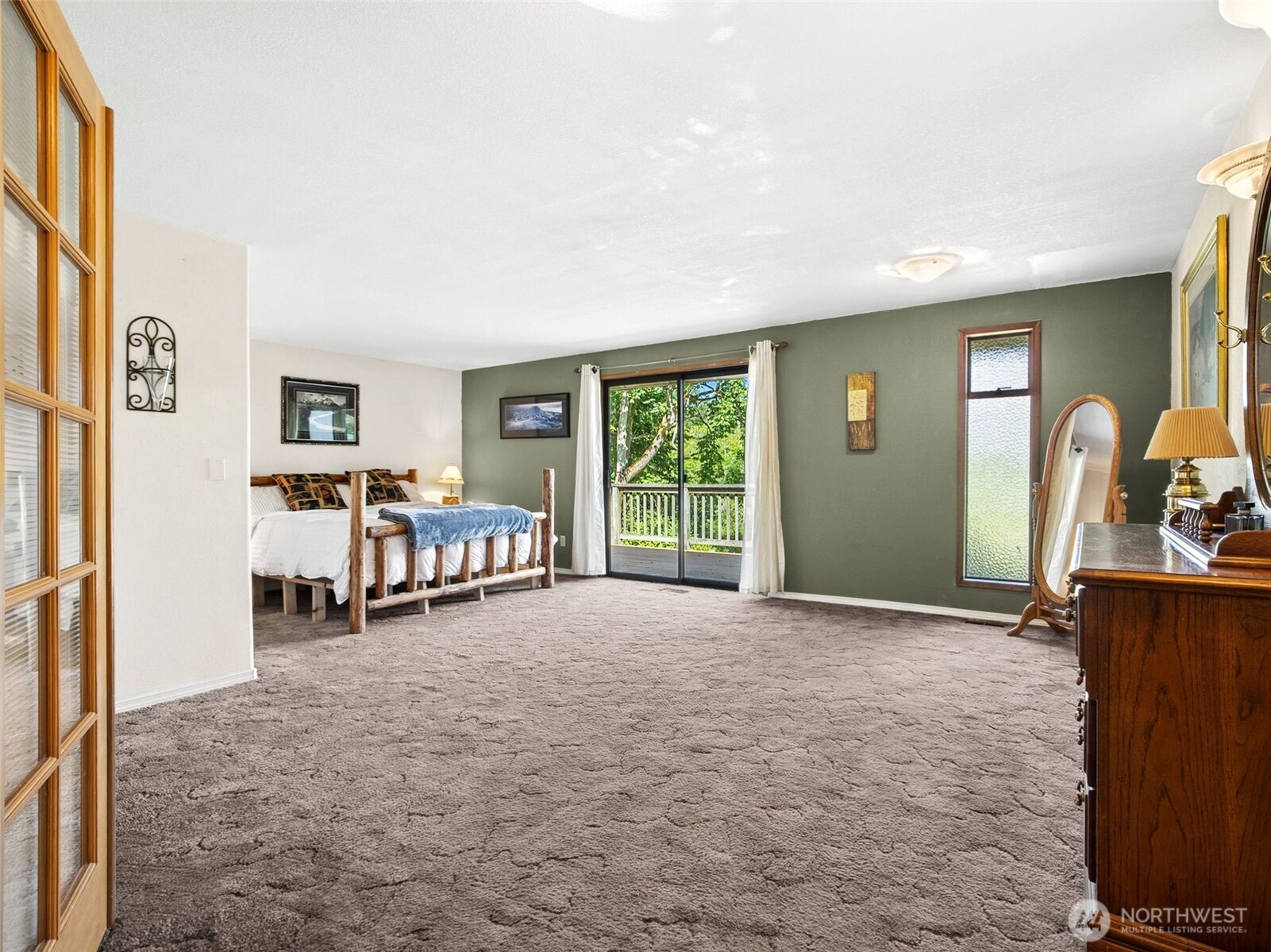 10410 260th Street Property Photo 9