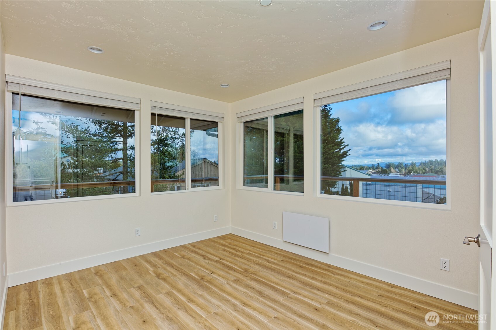 849 Spring Street Property Photo 27