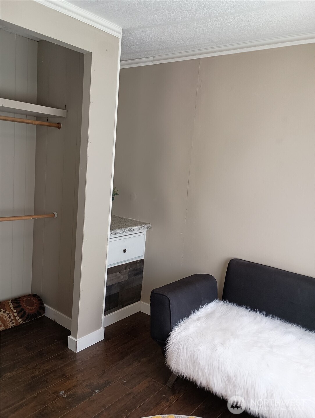 8 Griffard Street Property Photo 9