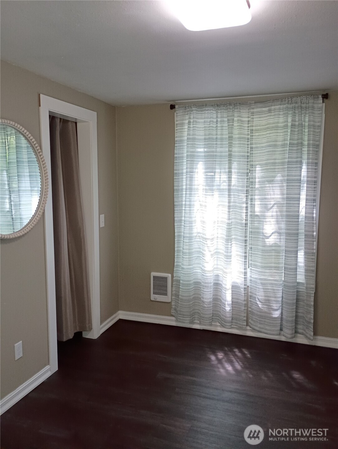 8 Griffard Street Property Photo 40