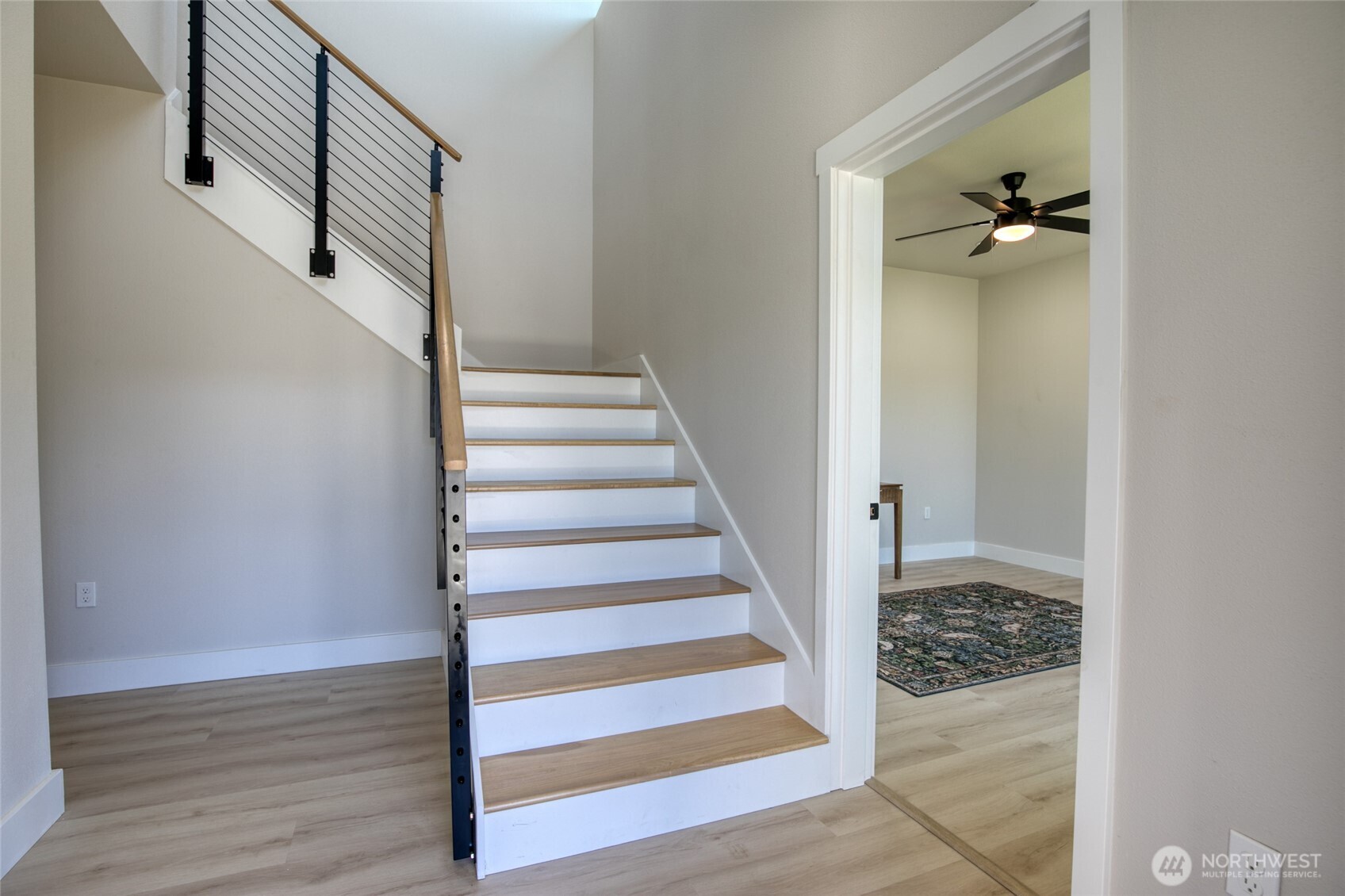 1408 Grays Point Lane Property Photo 3