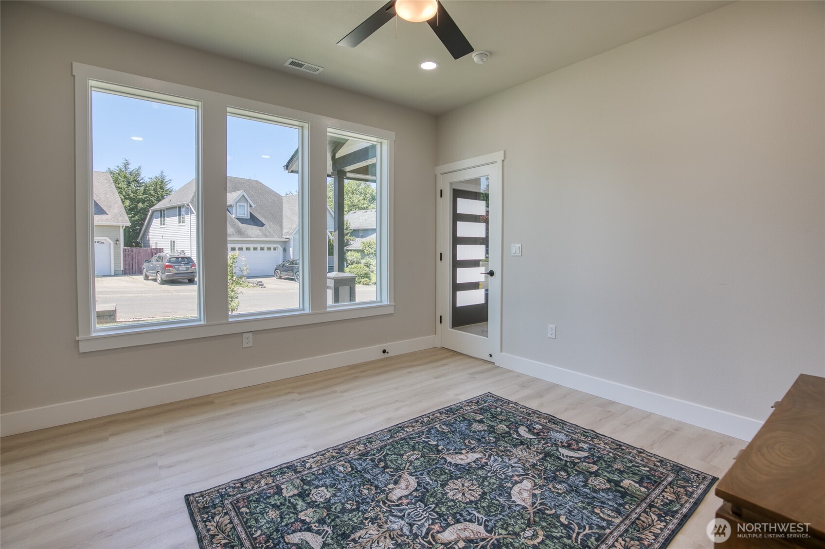 1408 Grays Point Lane Property Photo 5