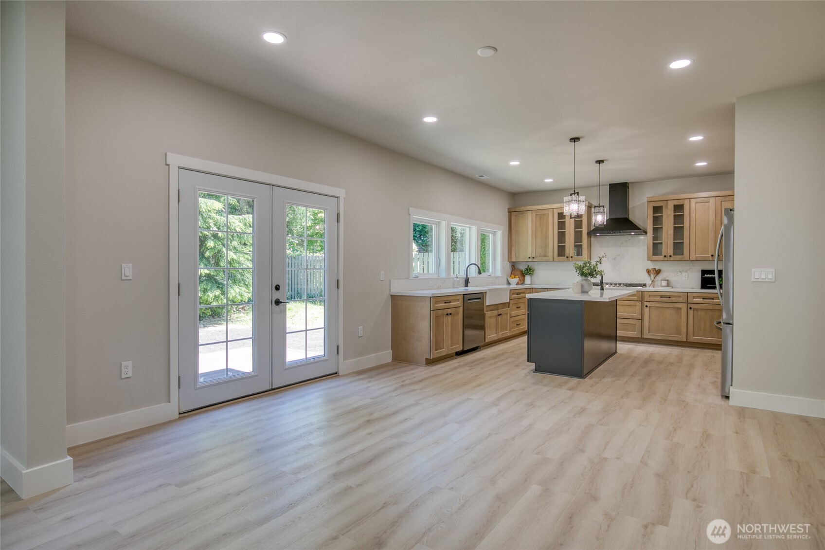 1408 Grays Point Lane Property Photo 8