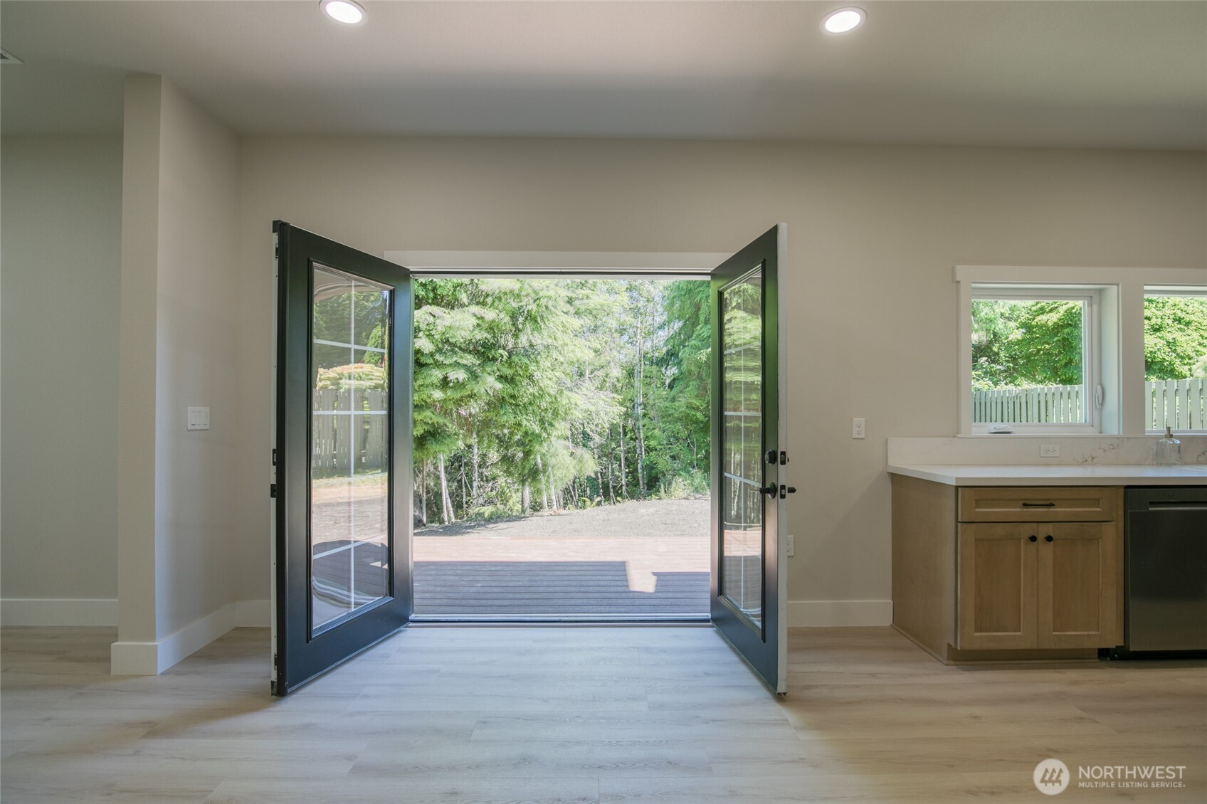 1408 Grays Point Lane Property Photo 16