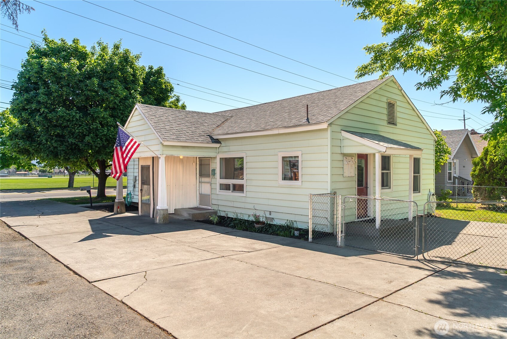606 S Miller Street Property Photo 1
