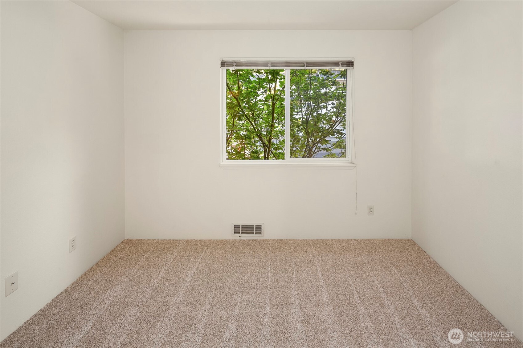10838 E Riverside Drive C203 Property Photo 18