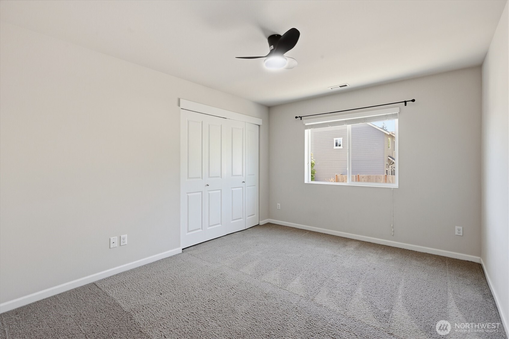 9821 15th Place Property Photo 12