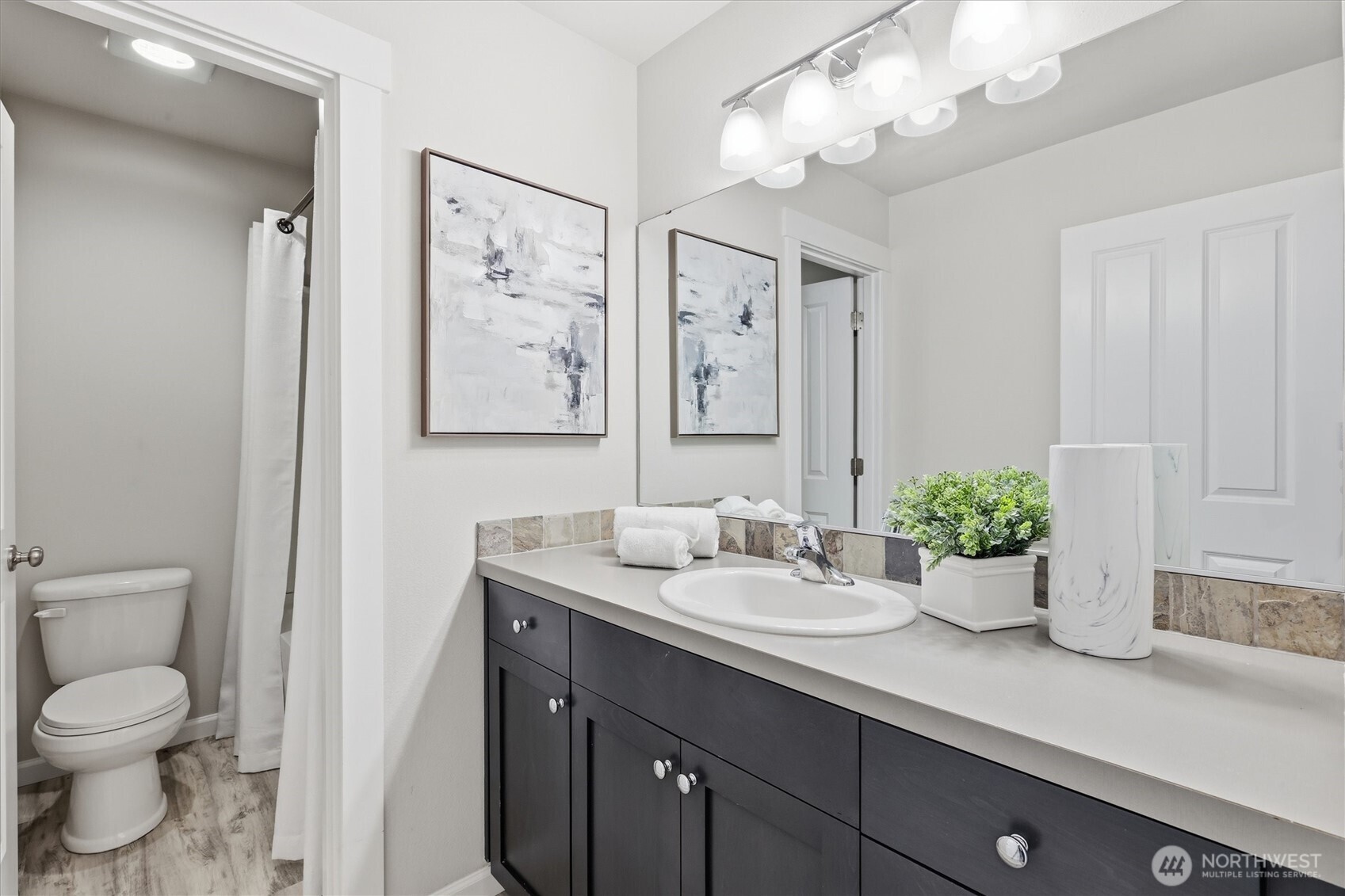 9821 15th Place Property Photo 13