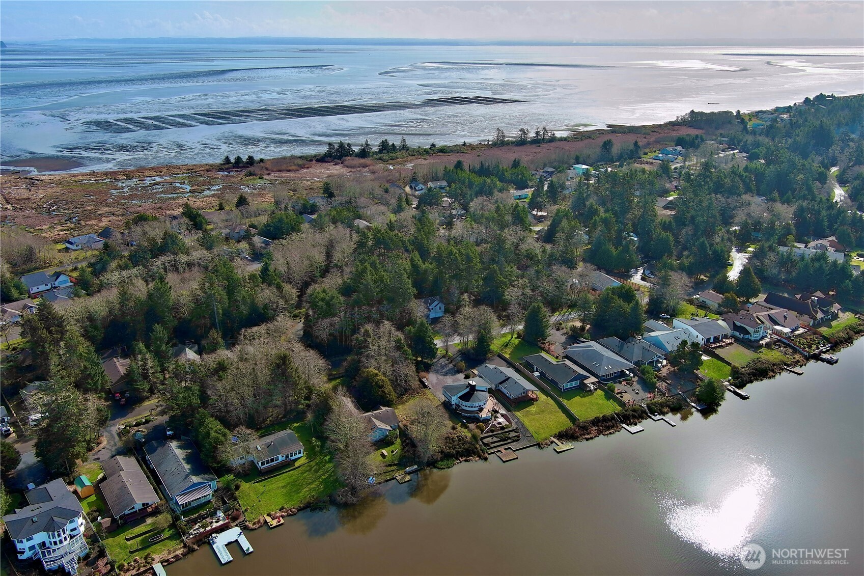 308 Lake View Loop Property Photo 7