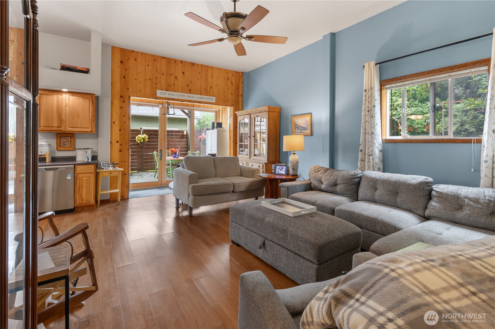 1700 203rd Lane Property Photo 3