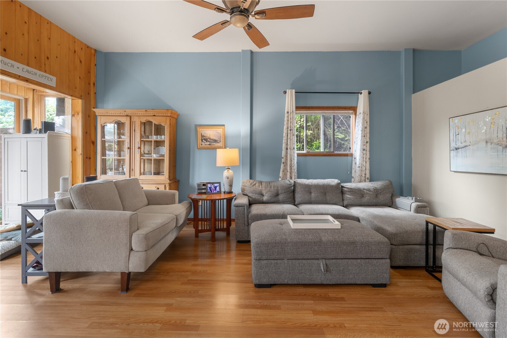 1700 203rd Lane Property Photo 6
