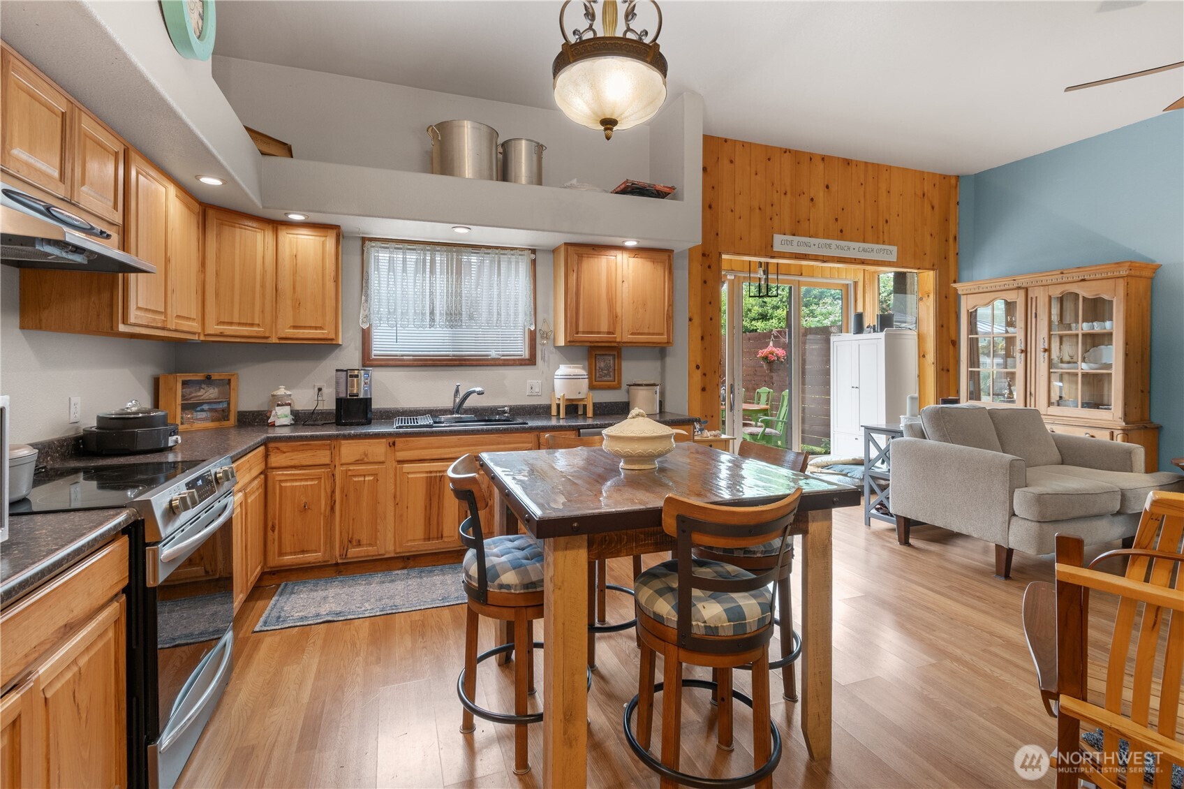 1700 203rd Lane Property Photo 9