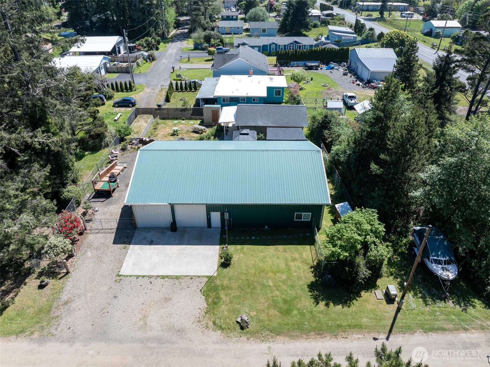 1700 203rd Lane Property Photo 28