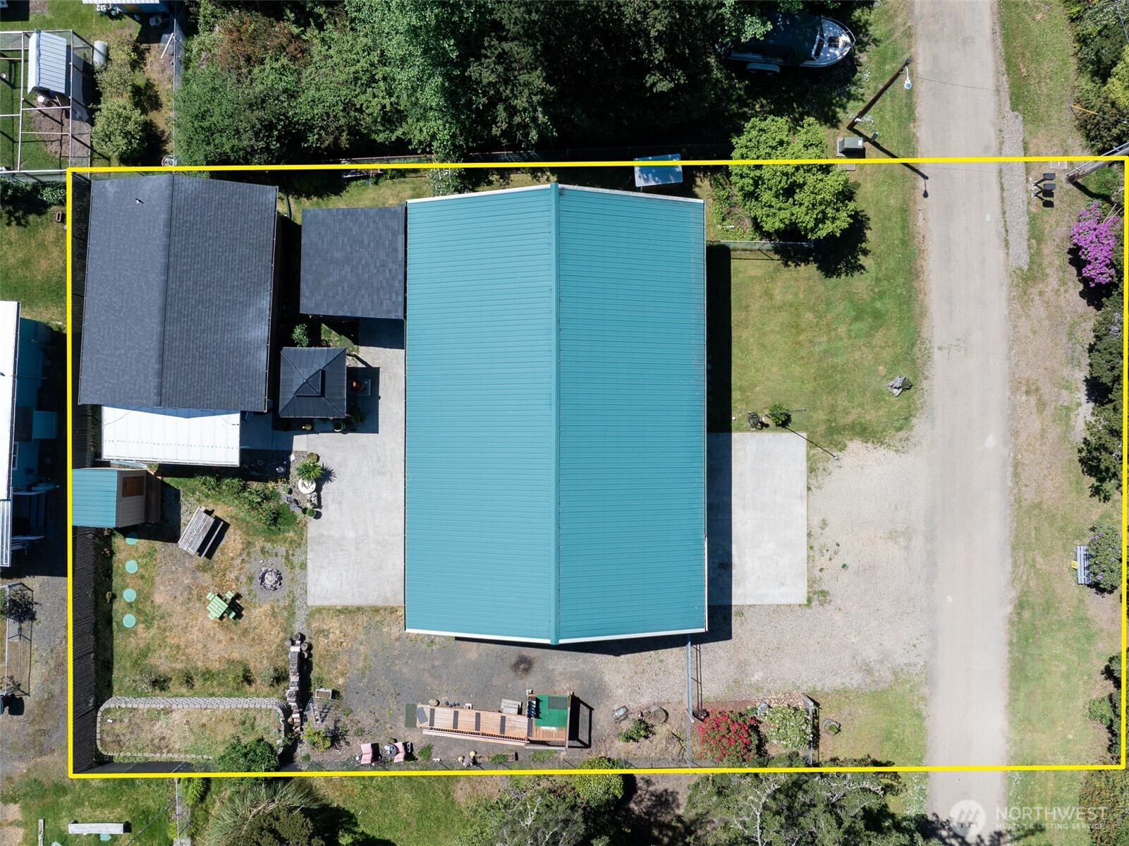 1700 203rd Lane Property Photo 33