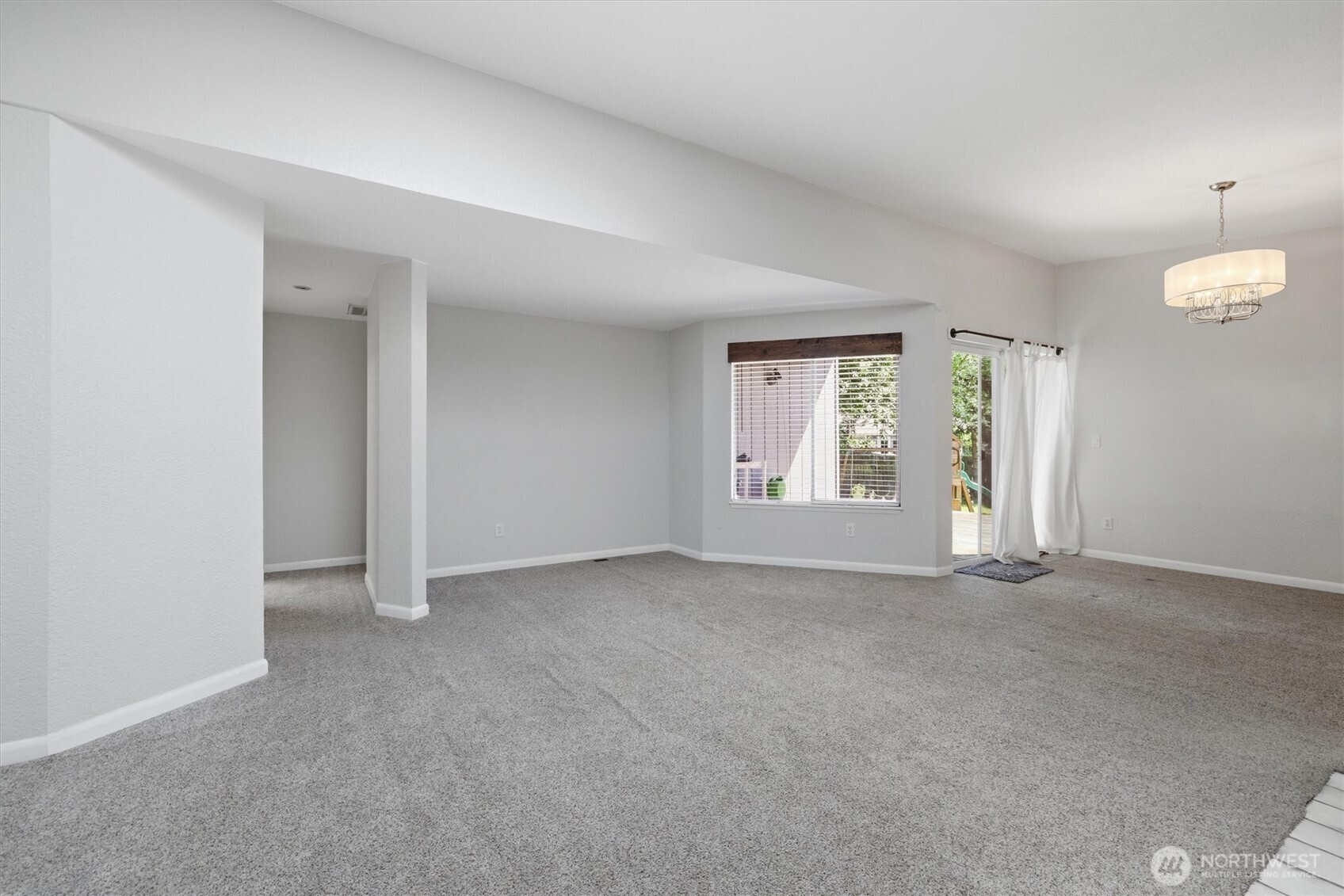 26218 190th Place Property Photo 3