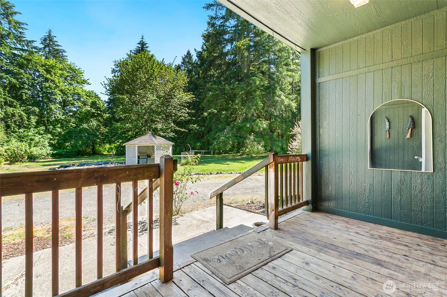 520 140th Avenue Property Photo 3