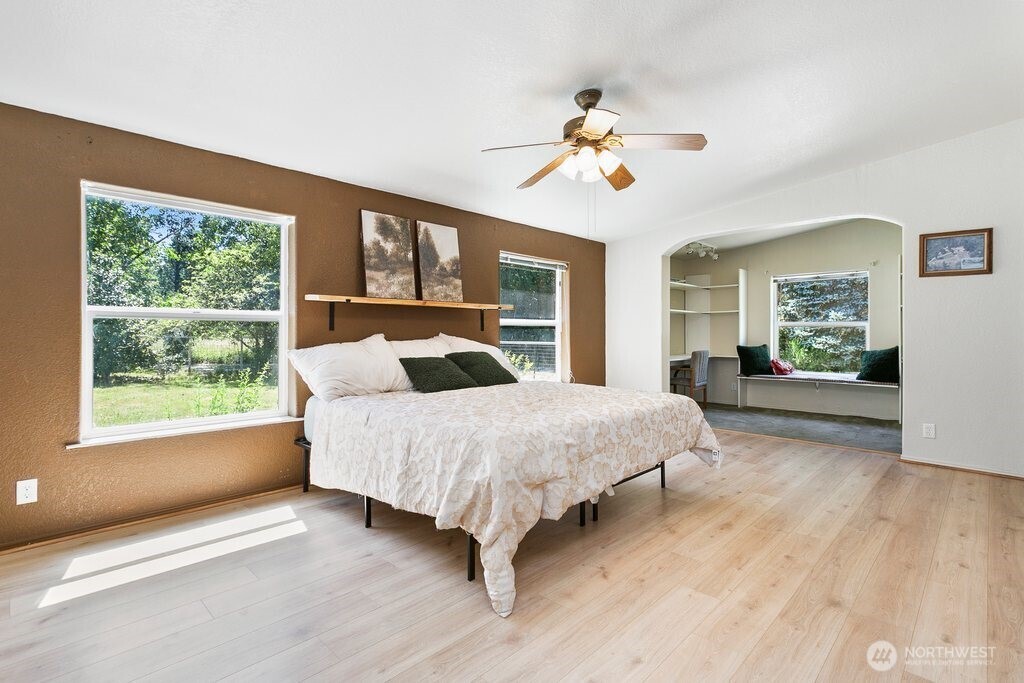 520 140th Avenue Property Photo 14