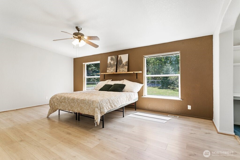 520 140th Avenue Property Photo 15