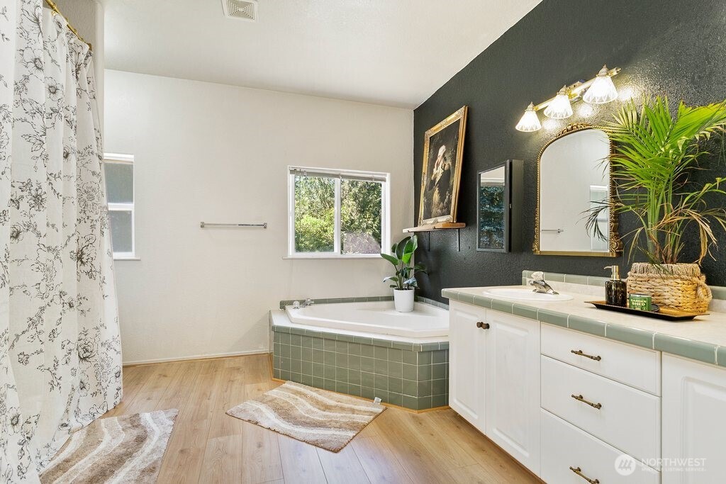 520 140th Avenue Property Photo 18