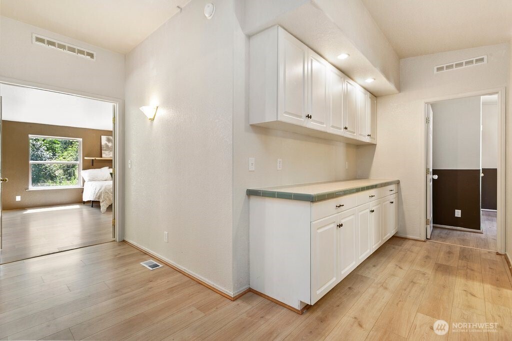 520 140th Avenue Property Photo 20