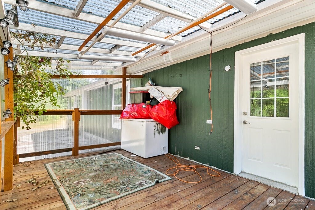 520 140th Avenue Property Photo 26
