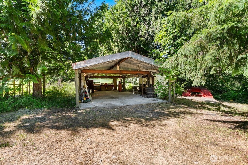 520 140th Avenue Property Photo 37