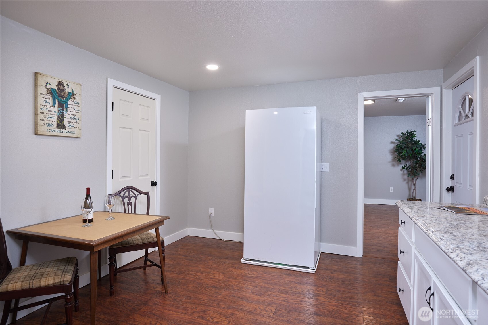 513 Se Highland Park Drive Property Photo 21