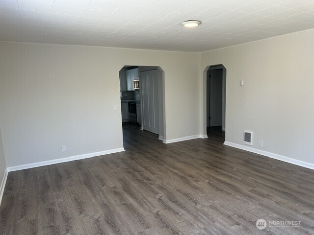 11 Ashland Street Property Photo 4