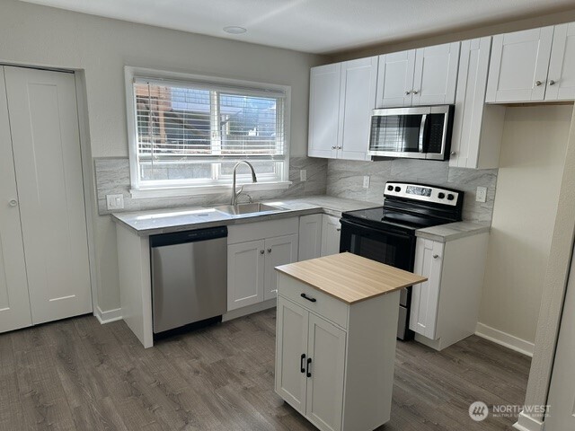 11 Ashland Street Property Photo 7