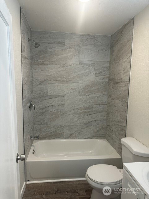 11 Ashland Street Property Photo 8