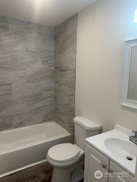 11 Ashland Street Property Photo 9