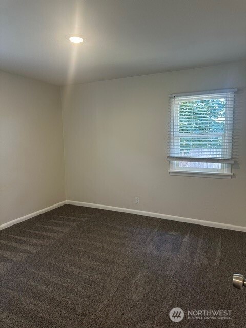 11 Ashland Street Property Photo 10