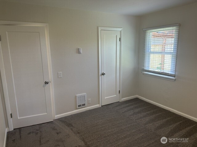 11 Ashland Street Property Photo 11