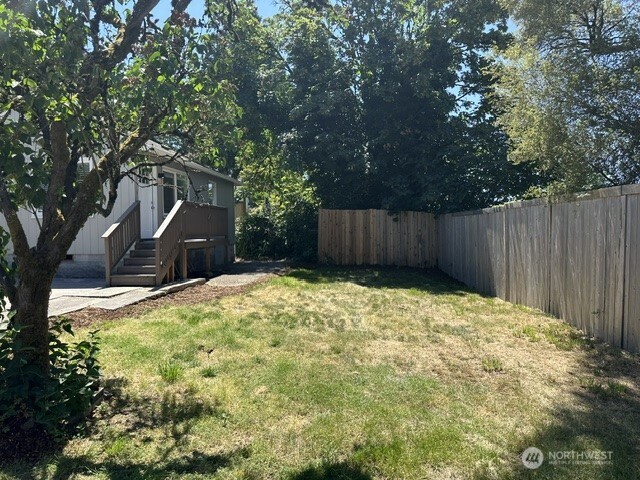 11 Ashland Street Property Photo 19