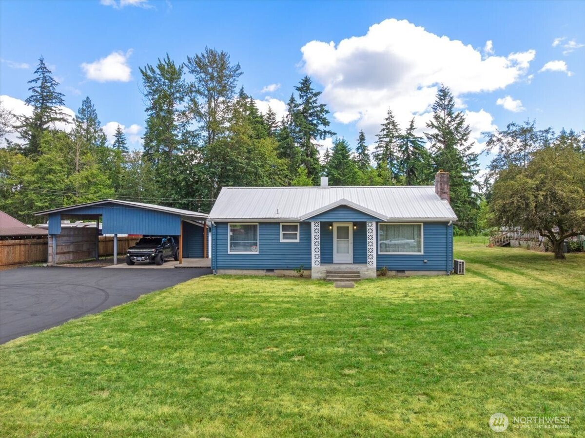 14722 Kapowsin Highway Property Photo 1