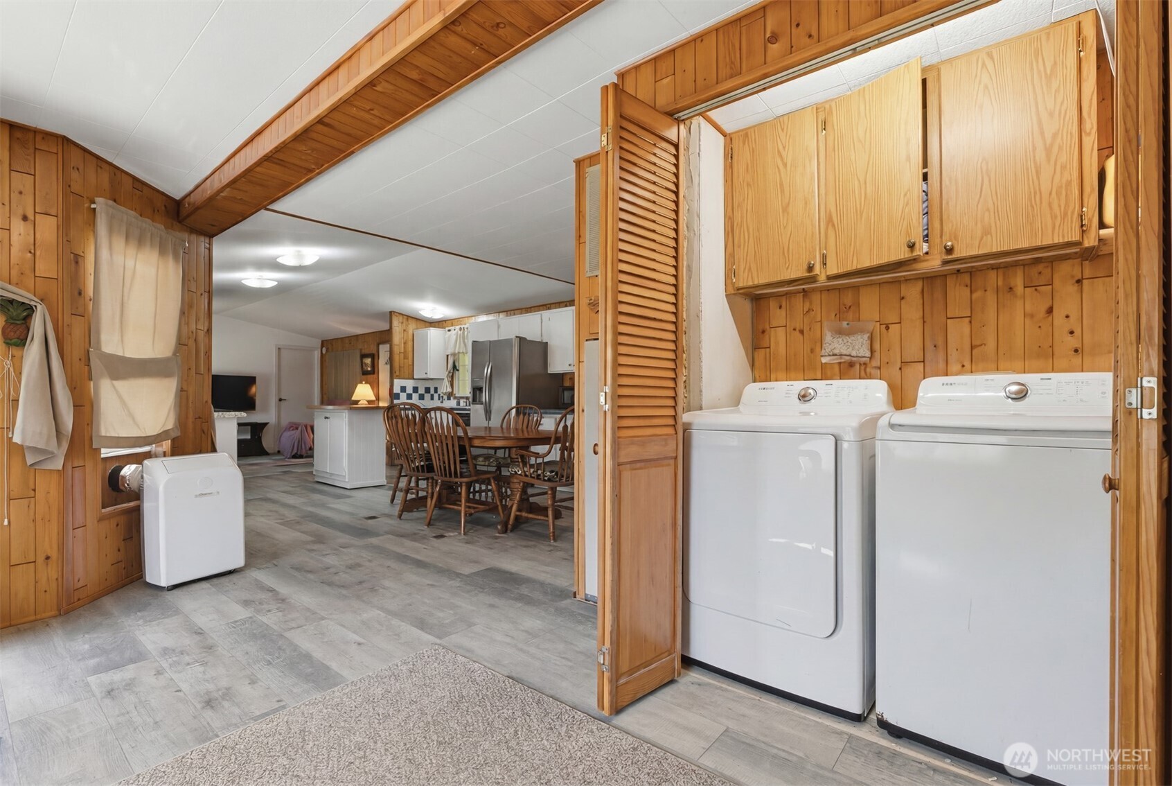 8516 Pepperidge Lane Property Photo 4