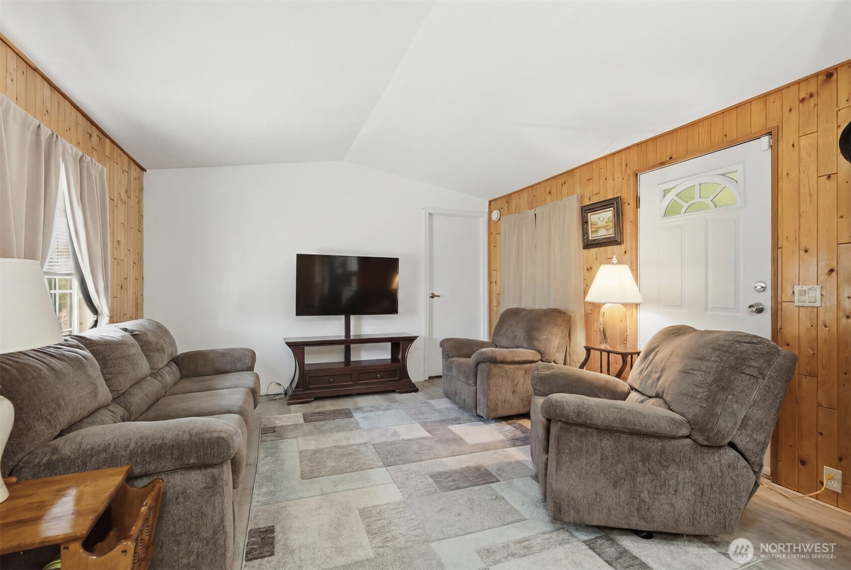 8516 Pepperidge Lane Property Photo 11