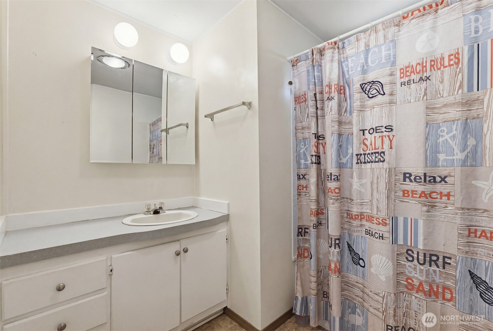 8516 Pepperidge Lane Property Photo 17