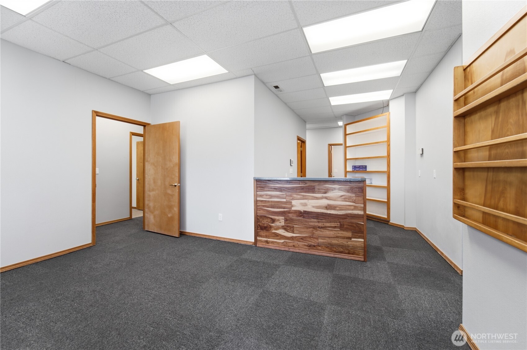 1721 W Kennewick Avenue Property Photo 6
