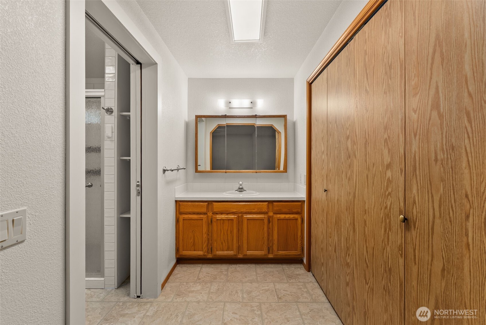 108 Carl Sandburg Drive Property Photo 15