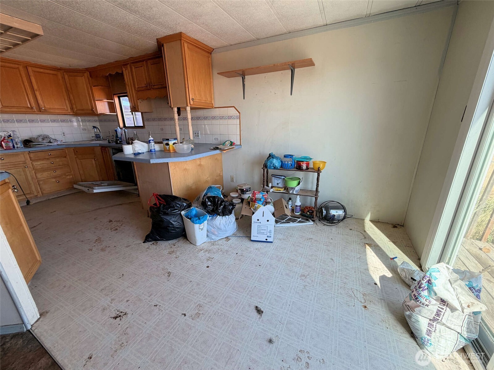 32498 Crick Road Property Photo 8