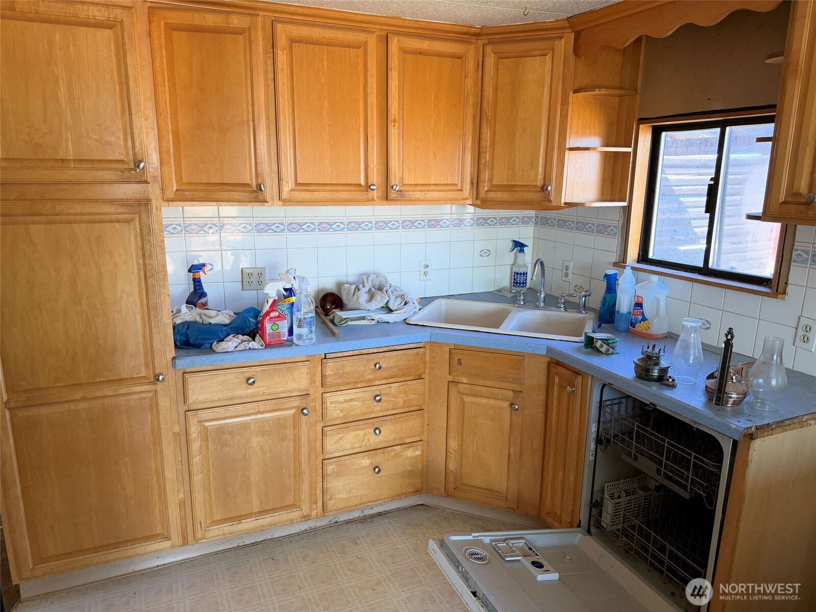 32498 Crick Road Property Photo 11
