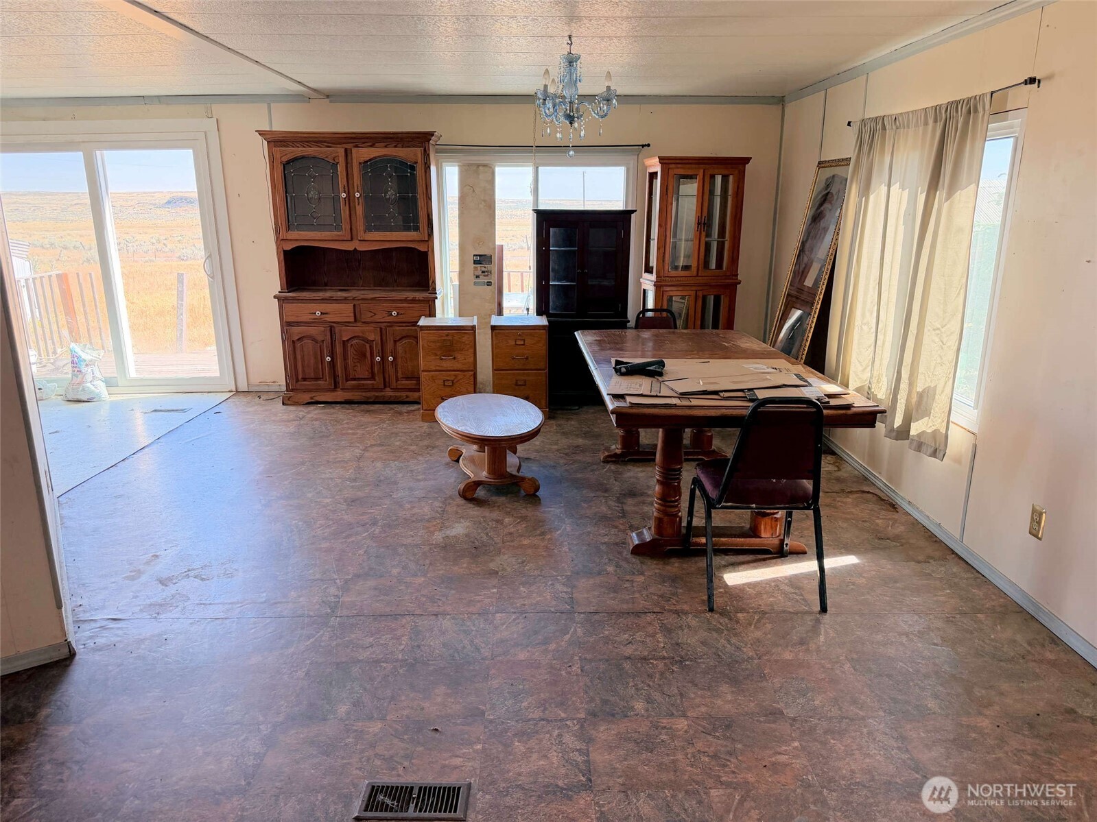 32498 Crick Road Property Photo 14