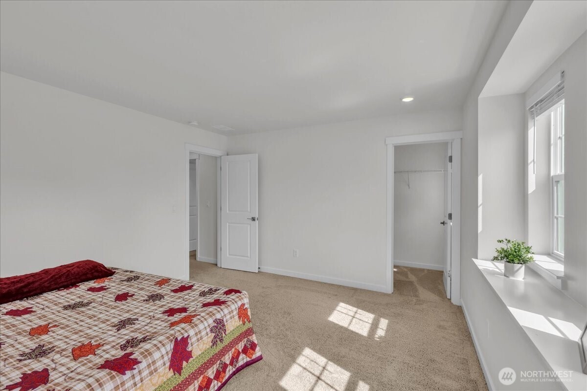 4912 88th Dr Ne Property Photo 32