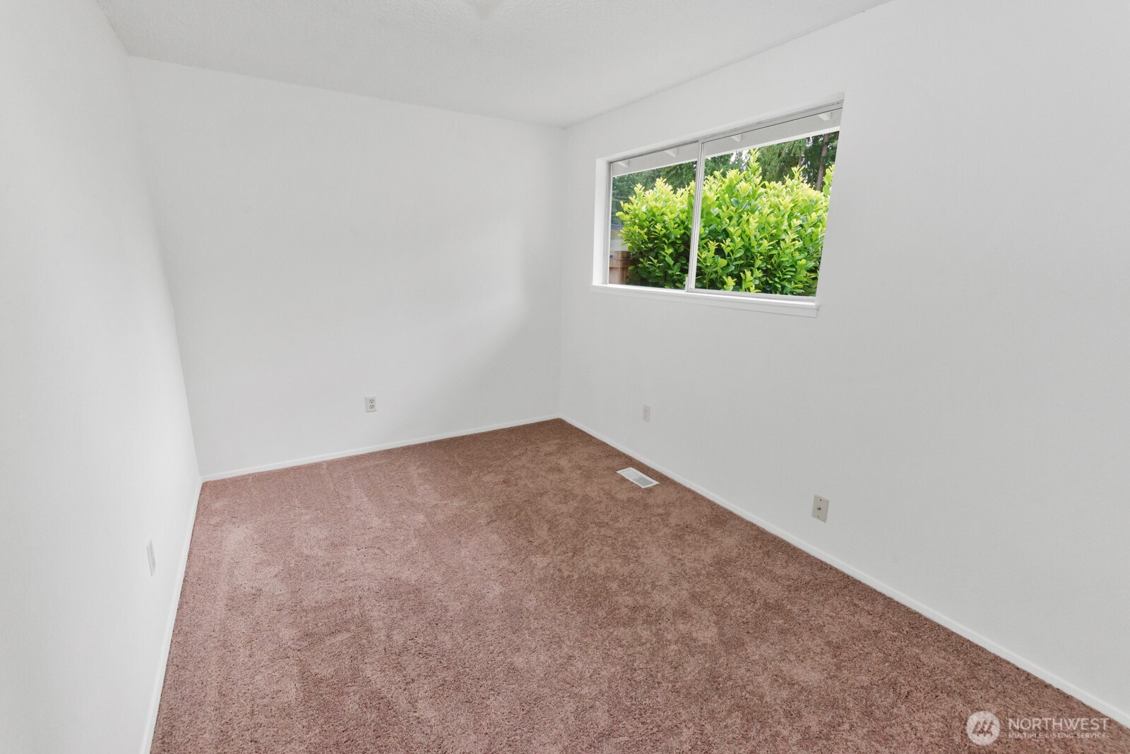 15408 74th Avenue Property Photo 9