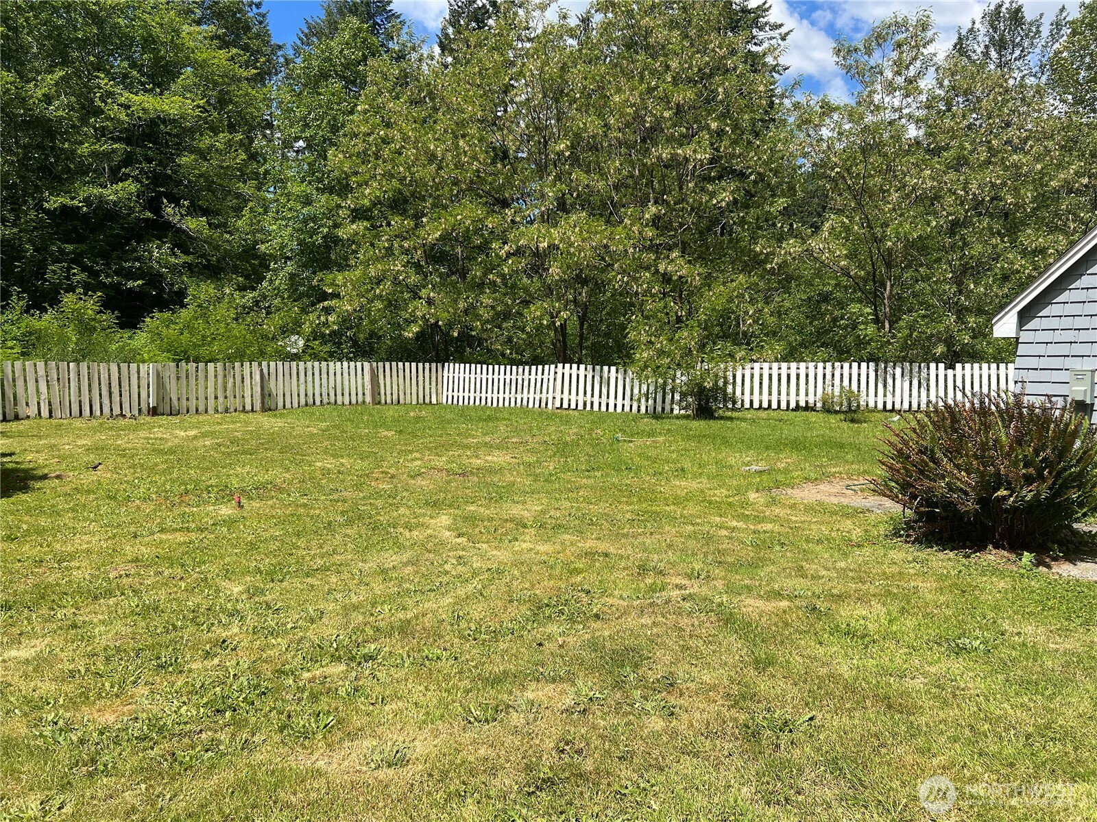 6467 Us Highway 101 Property Photo 6
