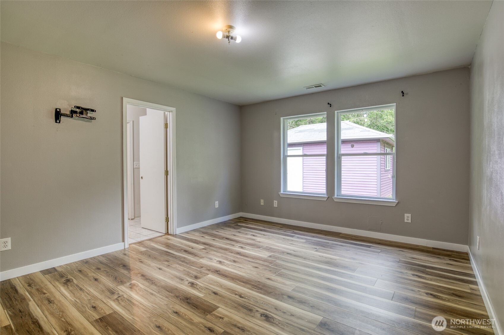 1505 Glen Court Property Photo 17