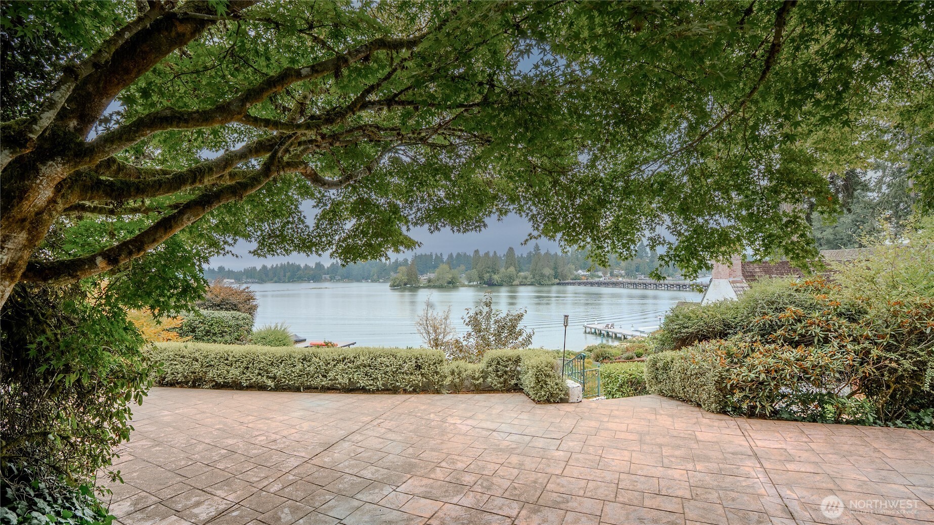 10007 Lake Steilacoom Drive Property Photo 28